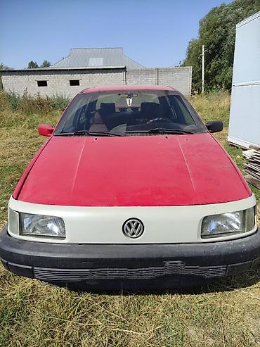полик 5 д: Volkswagen Passat: 1992 г., 1.8 л, Механика, Седан — 2