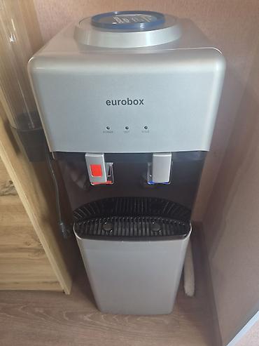 водянное охлаждение: Кулер для воды напольный Eurobox с охлаждением и нагревом. - Два — 5