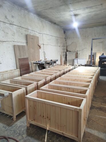 Bitkilər üçün dibçəklər: Dibçək güldanlar. Dipçəklər bir başa sexdən.Sex qiymətinə. ♦️Endrim — 7