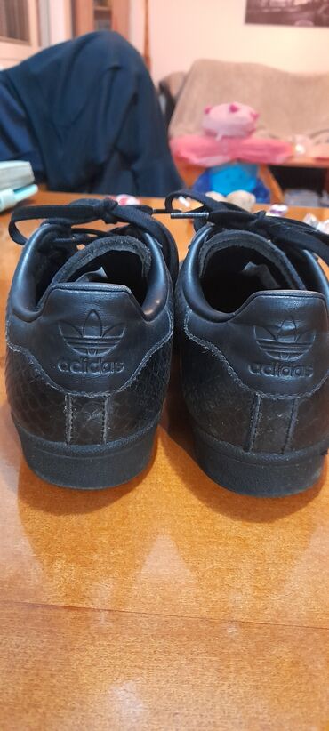 ženske sandale na štiklu: Adidas, 38, color - Black