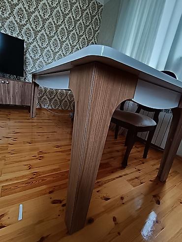 qab alan: Qonaq masası, Yeni, Açılan, Kvadrat masa — 2