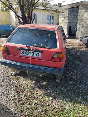 мотор на мопед: Volkswagen Golf: 1986 г., Бензин