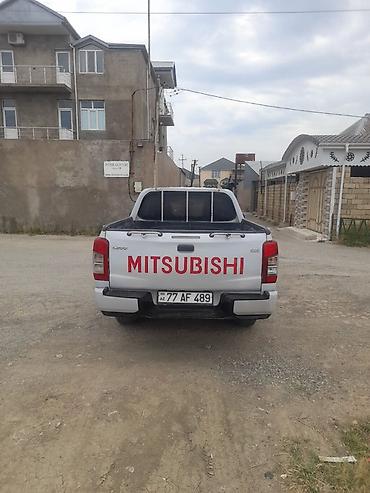 pickup l200: Mitsubishi L200: 2.4 l | 2019 il 154800 km Pikap — 2