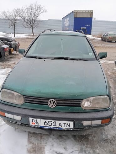 т5 фольксваген: Volkswagen Golf: 1996 г., 1.8 л, Механика, Бензин, Лимузин
