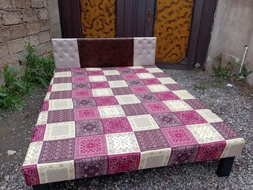 Mebellərin yığılması: Təzə çarpayılar. 1 nəfərlik çarpayılar 60manat. 2 nəfərlik taxt — 13
