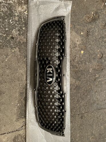 Ötürücü qutuların detalları: Kia sorento radiator barmaqlığı 2015