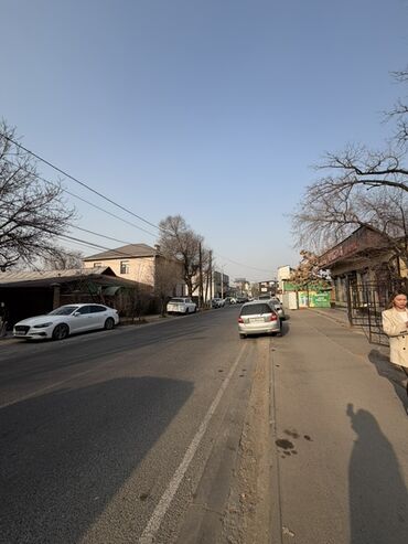 Долгосрочная аренда домов: 200 м², 7 комнат, Видеонаблюдение, Забор, огорожен, Парковка at lalafo.kg — 40 Долгосрочная аренда домов: 200 м², 7 комнат, Видеонаблюдение, Забор, огорожен, Парковка — 40