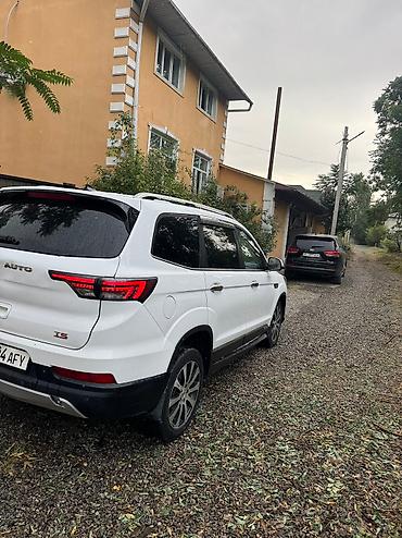 Dongfeng: Dongfeng : 2018 г., 1.5 л, Вариатор, Бензин, Внедорожник — 3