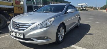 Hyundai: Hyundai Sonata: 0.2 l | 2011 il Sedan — 4