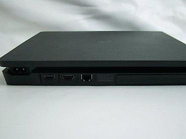 PS4 (Sony Playstation 4): U ponudi je Sony PlayStation 4.
Konzola je najnoviji SLIM model — 5