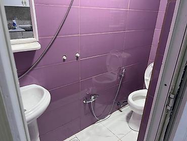 Həyət evləri və villalar: Kiraye verilir, Insaatcilar metrosuna 5-6 deq mesafede. 350 azn — 4