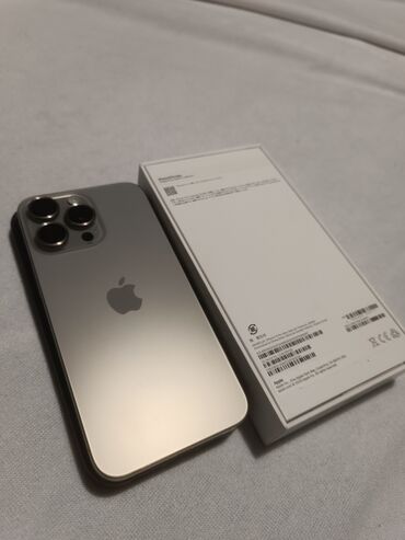 Apple iPhone: IPhone 15 Pro Max, Б/у, 256 ГБ, Natural Titanium, Зарядное устройство, Защитное стекло, Чехол, 100 %