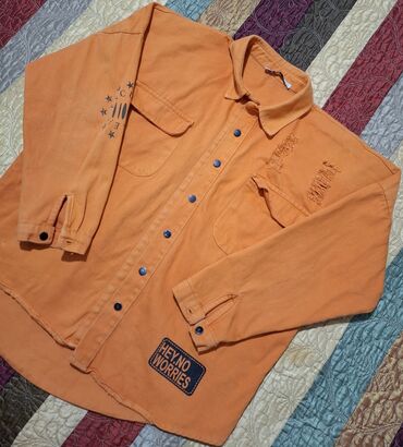 Свитера: Portağal rəngli üst geyimi (cins materialında) - Ölçülər: M, L -