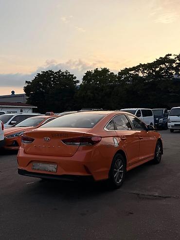 оранжевая соната: Hyundai Sonata: 2020 г., Автомат, Седан — 3