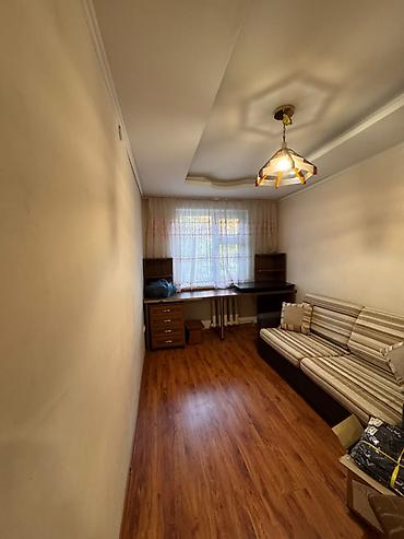 пишпек квартиры: 3 комнаты, 58 м², 3 мкр 3 этаж, Требуется ремонт — 5