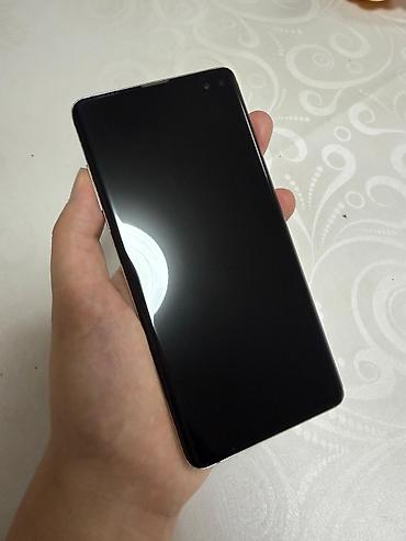 с 10 е: Samsung Galaxy S10 (Prism White) - Экран 6.1" Dynamic AMOLED — 3