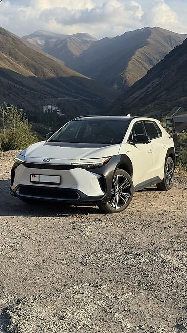 byd d1: Toyota bZ4X: 2022 г., Автомат, Электромобиль, Кроссовер — 1