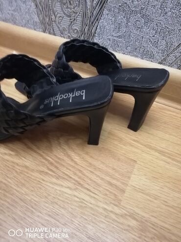 Basanoşka və səndəllər: Ölçü: 40, İşlənmiş — 8