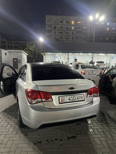 опель внедорожник: Chevrolet Cruze: 2011 г., 1.6 л, Автомат, Бензин, Седан