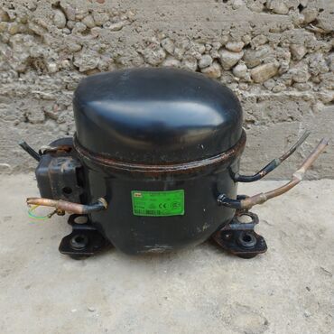 блоки питания для серверов delta electronics: Компрессор Электрический