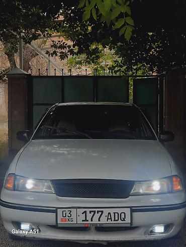 Daewoo Nexia: 1995 г., 1.5 л, Механика, Бензин, Седан