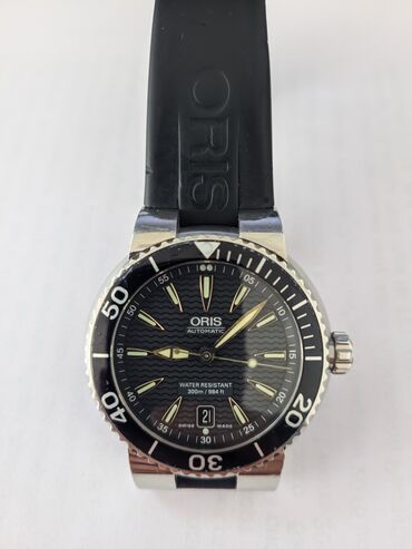 спортивный часы: Продаю часы Oris divers в хор состоянии щвейцария была сделана