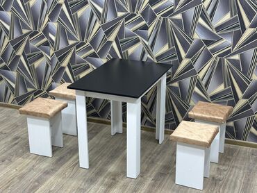 Masa və oturacaq dəstləri: Qonaq otağı üçün, 4 stul — 2