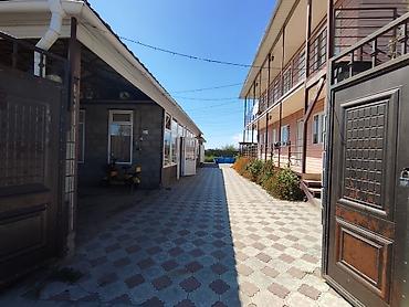 Продажа отелей и хостелов: Продается гостевой дом на Иссык-Куле, село Бостери, поворот с трассы в at lalafo.kg — 7 Продажа отелей и хостелов: Продается гостевой дом на Иссык-Куле, село Бостери, поворот с трассы в — 7