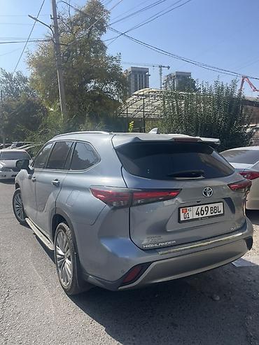 хайландер 2023: Toyota Highlander: 2022 г., 2.5 л, Гибрид, Кроссовер — 3