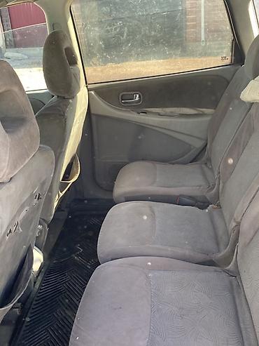 тико 2: Nissan Almera Tino: 2001 г., 2.2 л, Кол менен иштөөчү, Дизель, Хетчбек — 8
