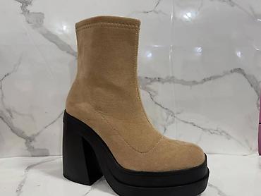 Gležnjače: Ženske zimske čizme – više modela - Topla crna čizma od brušene kože — 5