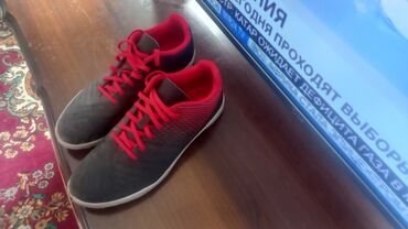 Бутсы: Срочно продаю оригинальные бутцы сороконожки, фирмы Kipsta (Кипста) в — 2