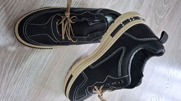 Кроссовки и спортивная обувь: Мужские кроссовки, 40, Новый, Самовывоз, Платная доставка — 8