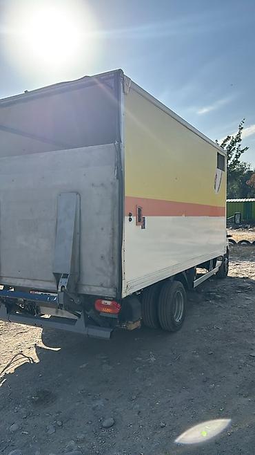 ролик спринтер: Грузовой фургон Mercedes‑Benz Sprinter с гидробортом 2.7 дизель — 4