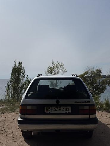 дать объявление: Volkswagen Passat Variant: 1988 г., 1.8 л, Механика, Бензин, Универсал — 2