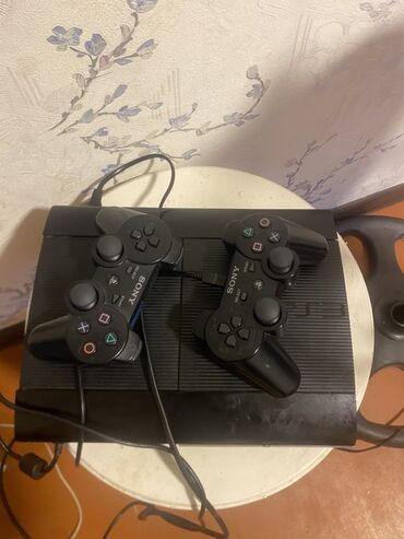 PS5 (Sony PlayStation 5): Salam, Süper slim 500Gb İdeal vaziyetde 39 oyun var çuzi endirem