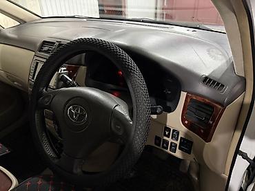 Toyota Ipsum: 2002 г., 2.4 л, Автомат, Бензин, Вэн/Минивэн — 8
