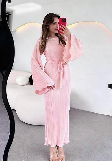 Haljine: ⚜️ Univerzalna velicina 
⚜️ Cena 1700 din — 9