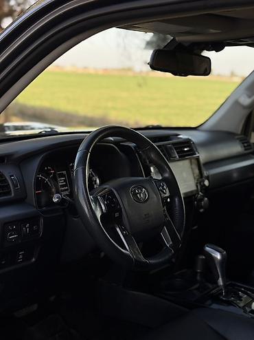 Toyota: Toyota 4Runner: 2020 г., 4 л, Автомат, Бензин, Внедорожник — 10