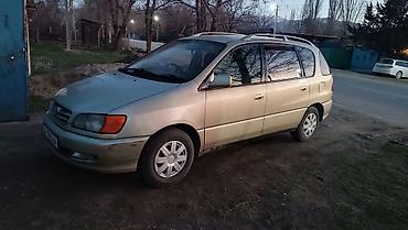 Toyota: Toyota Ipsum: 2001 г., 2 л, Автомат, Бензин, Минивэн — 18