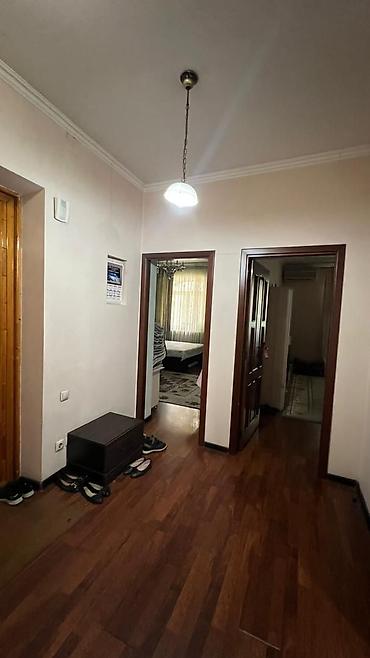 Продажа квартир: 3 комнаты, 72 м², Сталинка, 2 этаж — 19