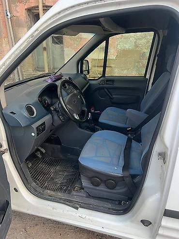 mercedes sprinter arenda: Ford Tourneo Connect: 1.7 l | 2009 il 331000 km Van body type — 4