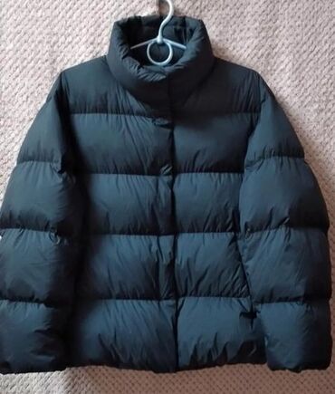 uniqlo куртка женская зимняя: Uniqlo (Japan)
 В наличии ✅
 S-M-✅
 Черный. ✅