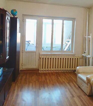 Продажа квартир: 3 комнаты, 64 м², 106 серия, 2 этаж, Старый ремонт