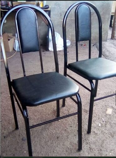 Masa və oturacaq dəstləri: Mətbəx üçün, Yeni, Açılmayan, Kvadrat masa — 17