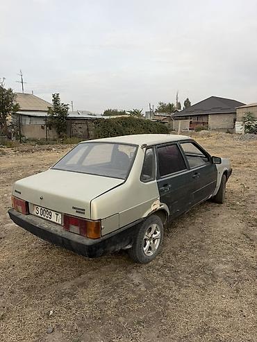 ВАЗ (ЛАДА): ВАЗ (ЛАДА) 21099: 2000 г., Седан — 2
