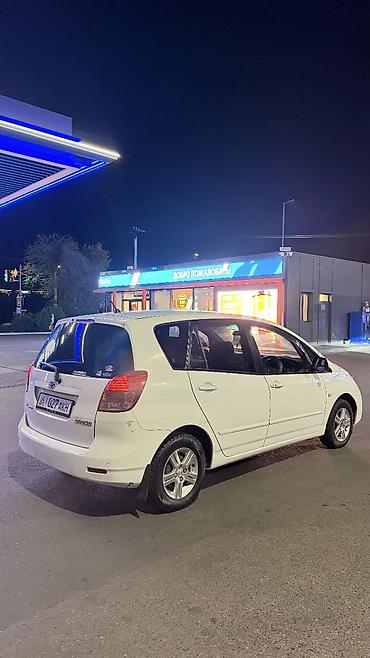 b class: Toyota Corolla Spacio: 2003 г., 1.8 л, Автомат, Бензин, Хэтчбэк — 2