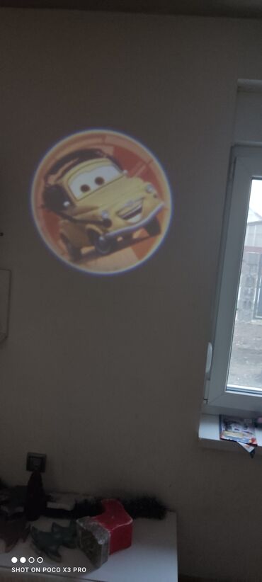 Ostale igračke: Dečiji satić projektor Satić sa projektorom dolazi sa baterijama Na na lalafo.rs — 11 Ostale igračke: Dečiji satić projektor Satić sa projektorom dolazi sa baterijama Na — 11