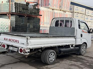 Kia: Kia BONGO: 2019 г., 2.4 л, Газ — 7