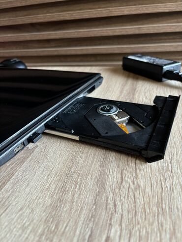 Acer: İşlənmiş Acer Aspire, 15.6 ", Intel Core i5, 512 GB, Ünvandan götürmə, Ödənişli çatdırılma — 15